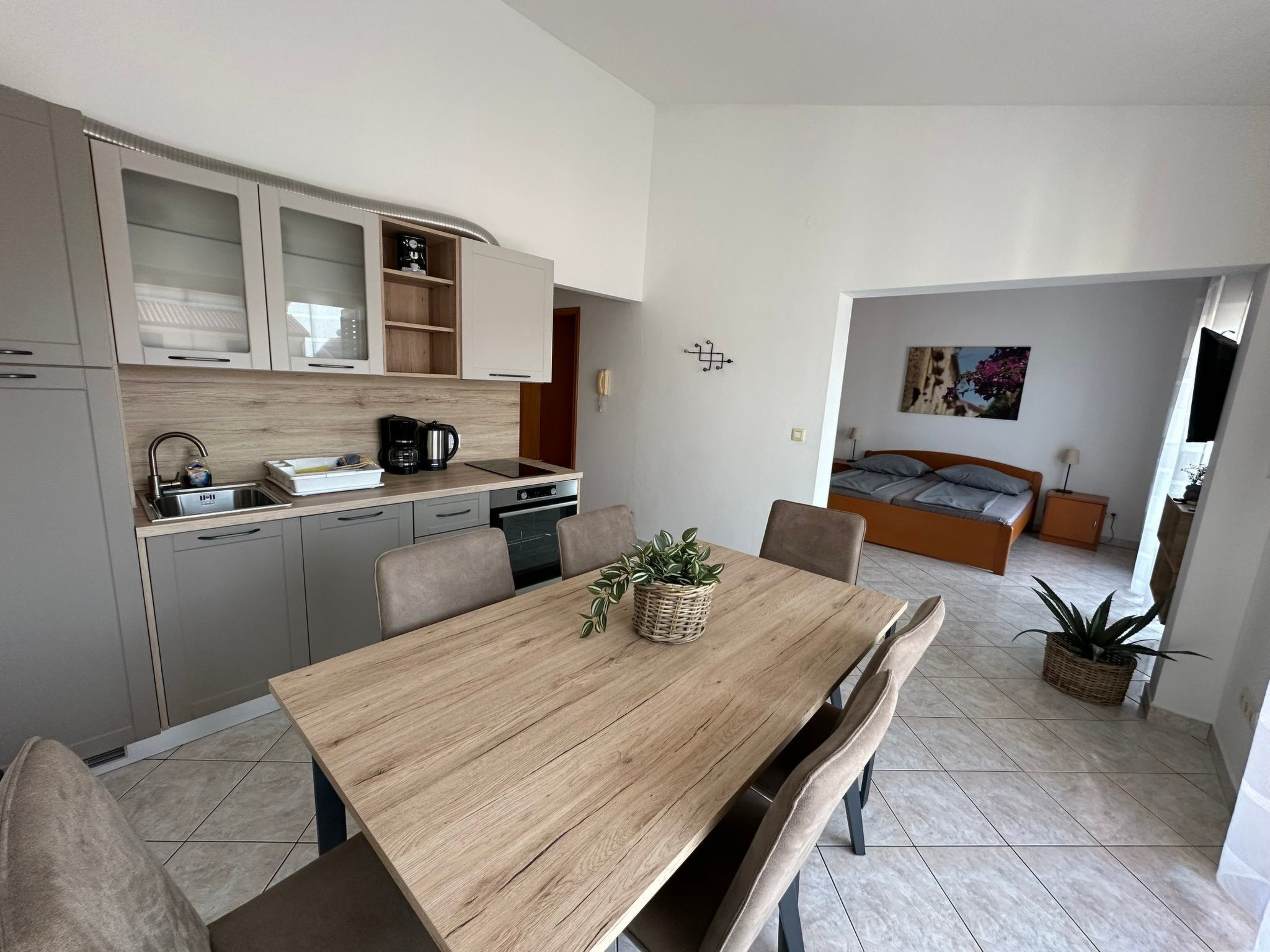 In ruhiger Lage mit Balkon-Binnen