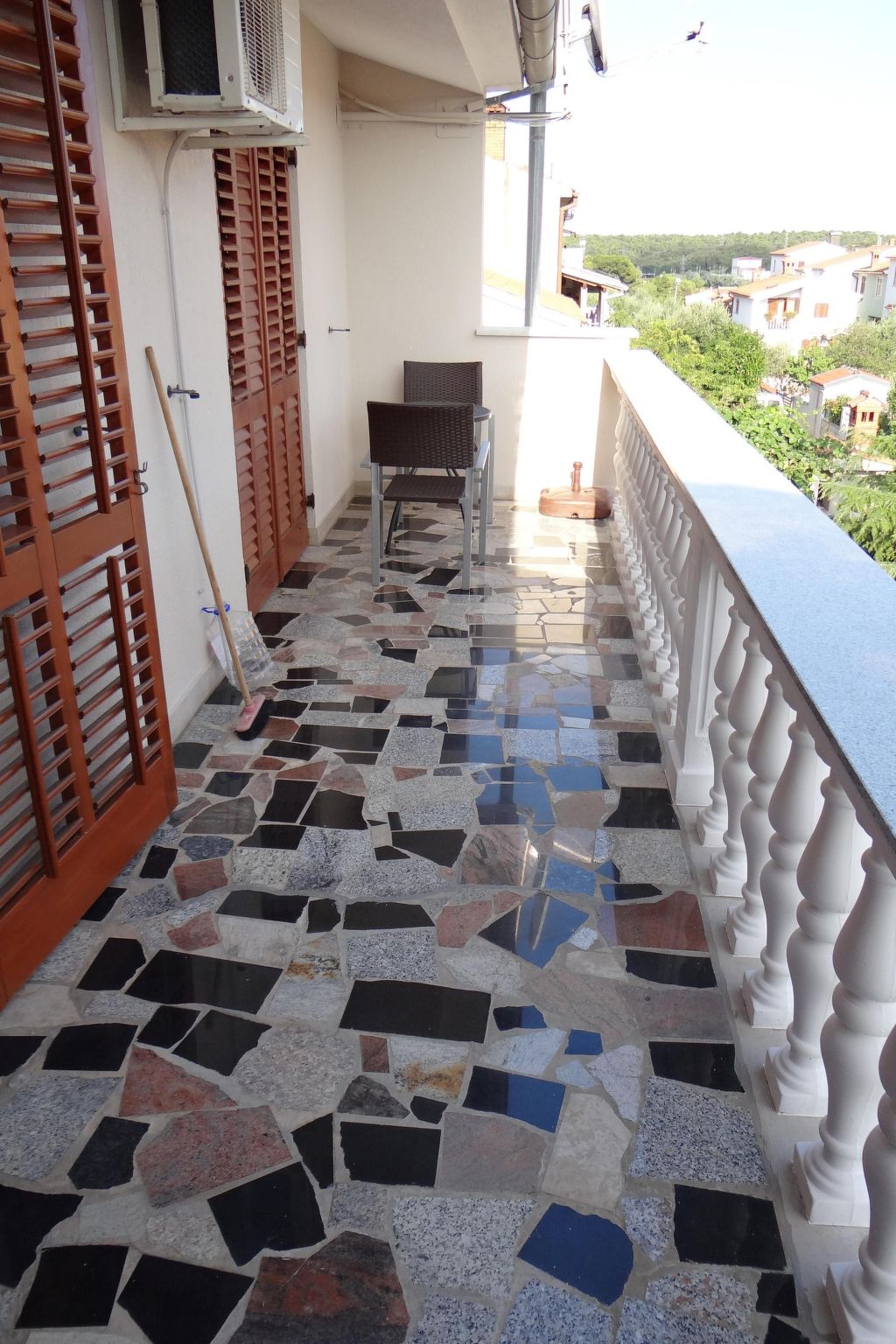 Photo of in ruhiger Lage mit Balkon