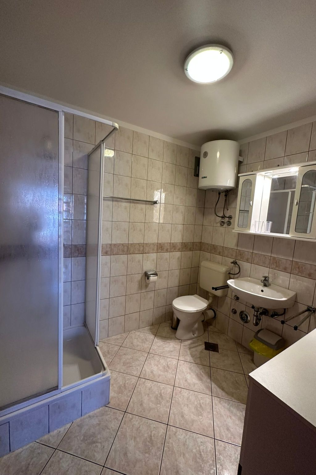 Appartement mit Balkon-Binnen