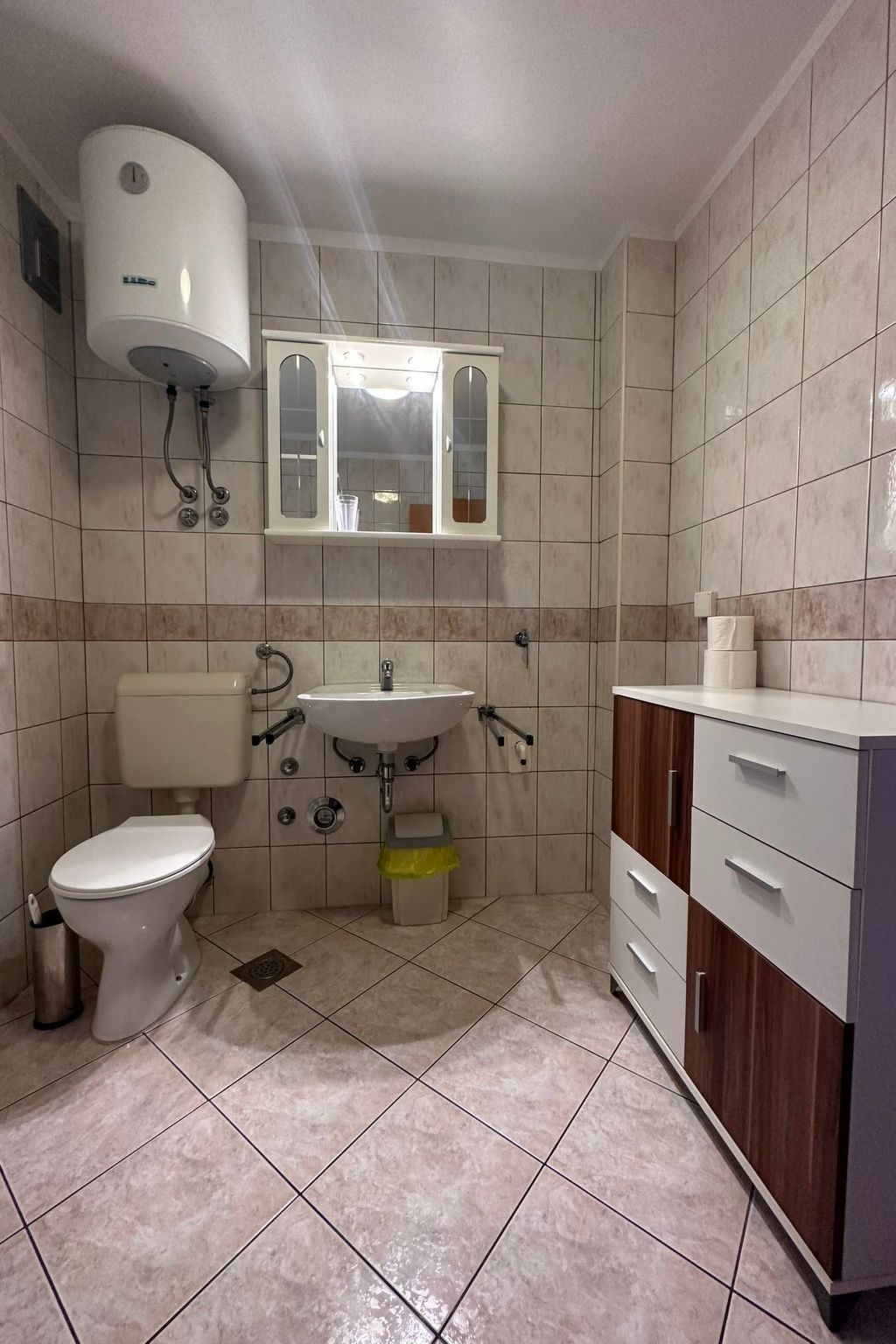 Appartement mit Balkon-Binnen