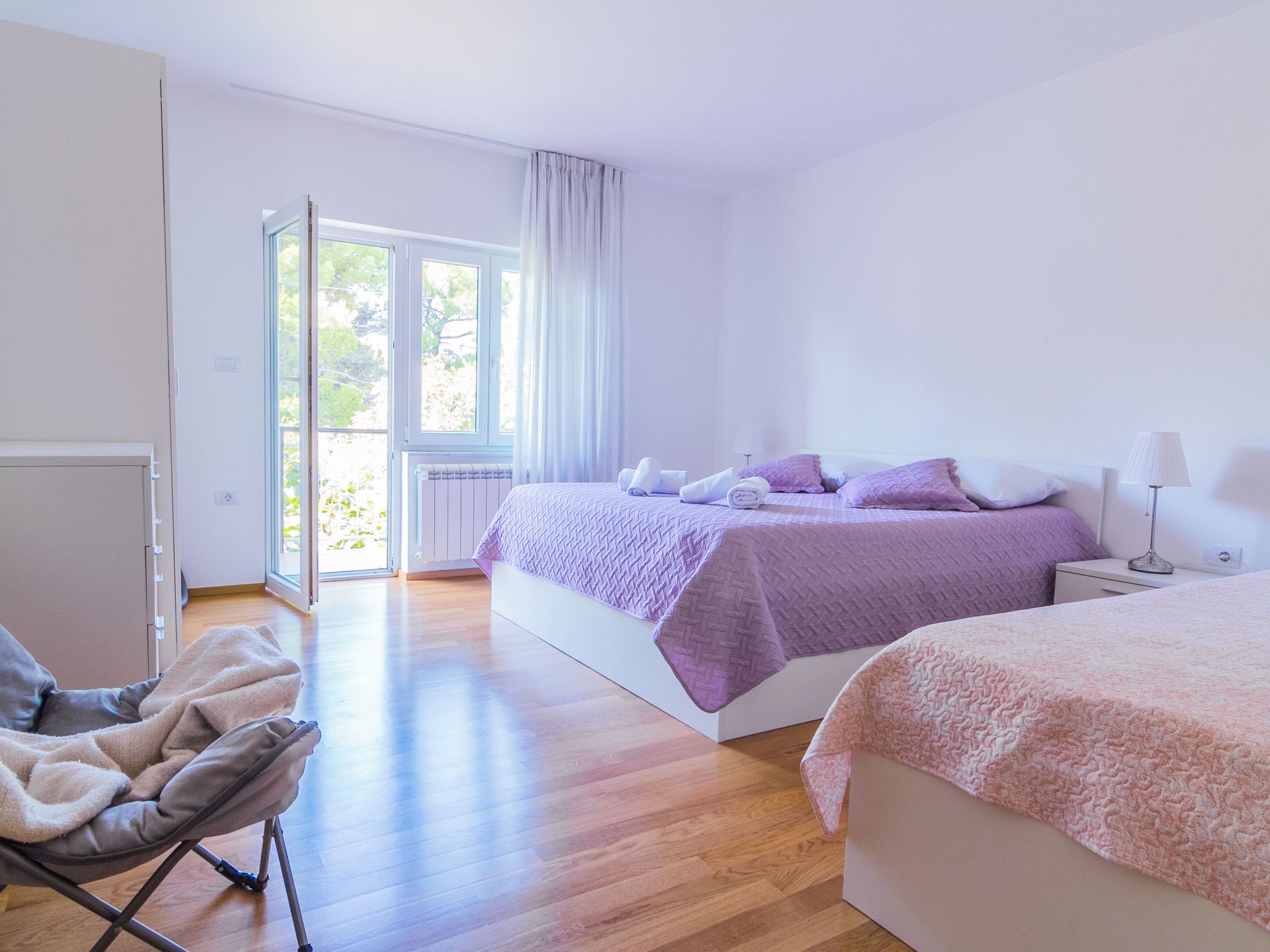 Mit Blick auf das Wasser"-Image-tags.info