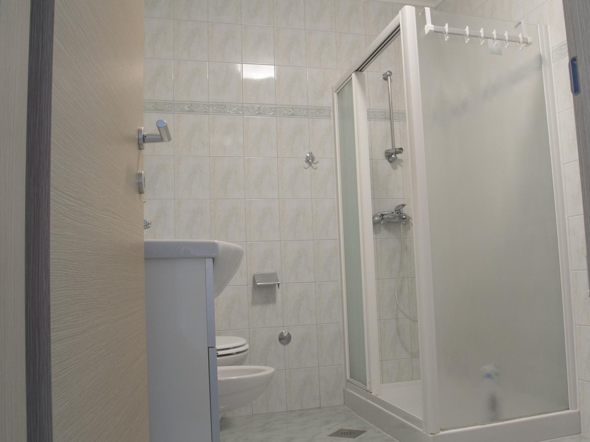 Mit Blick auf das Wasser"-Image-tags.info