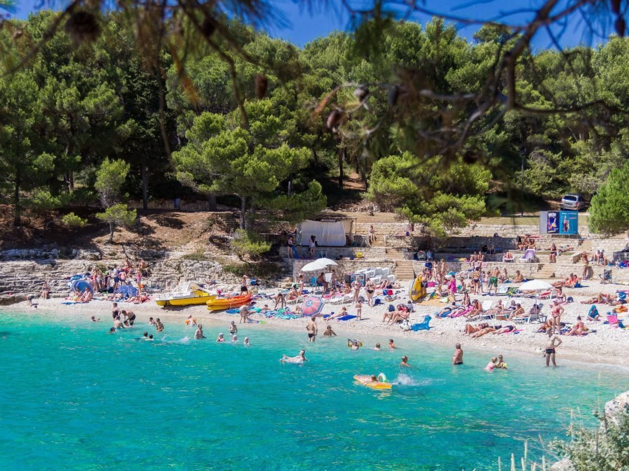 Photo of Wohnung mit Blick auf das Wasser