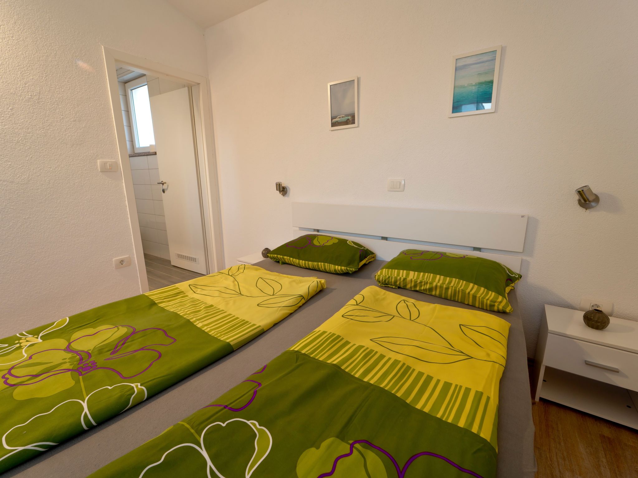 Luka mit Pool, gelegen in Pula