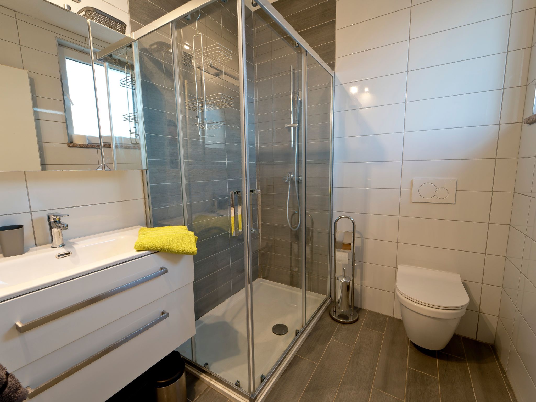 Luka mit Pool, gelegen in Pula