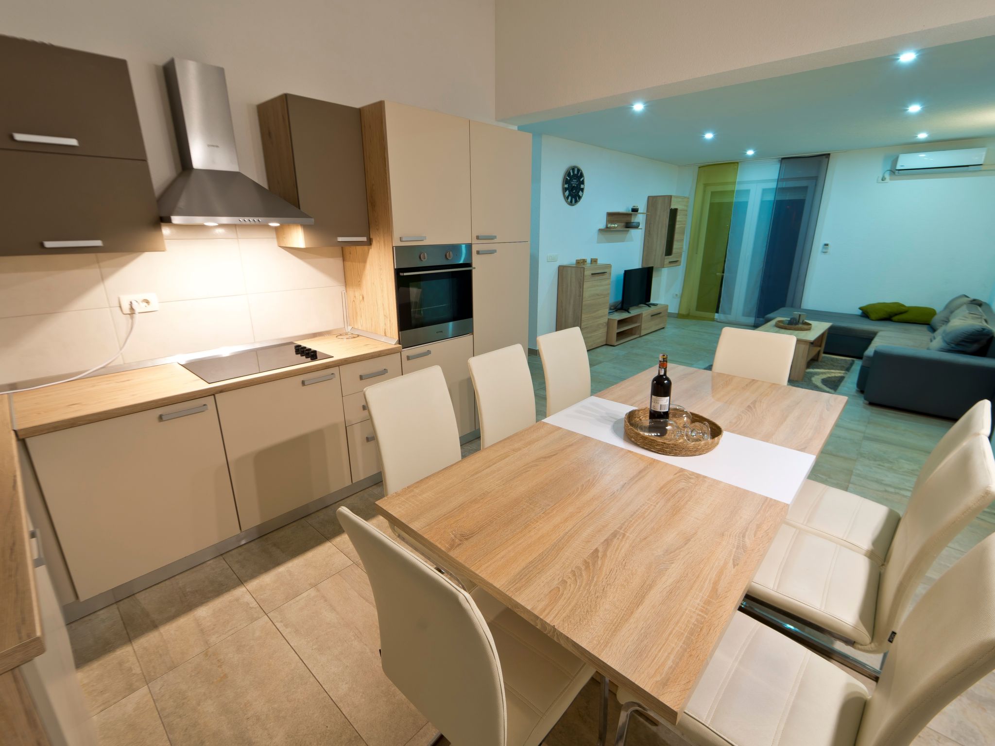 Photo of Luka mit Pool, gelegen in Pula