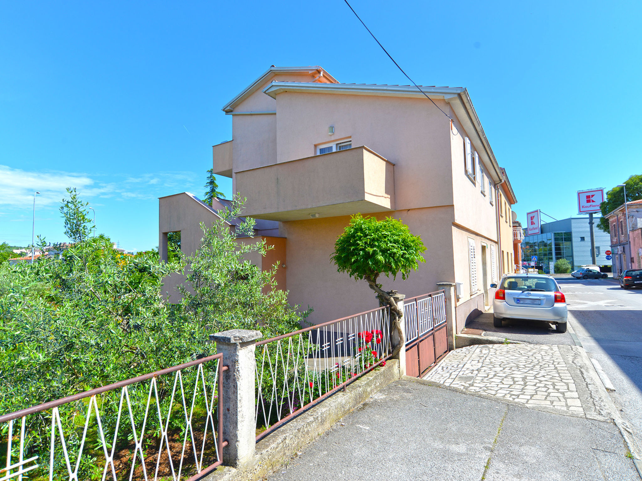 Photo of Apartment 1873