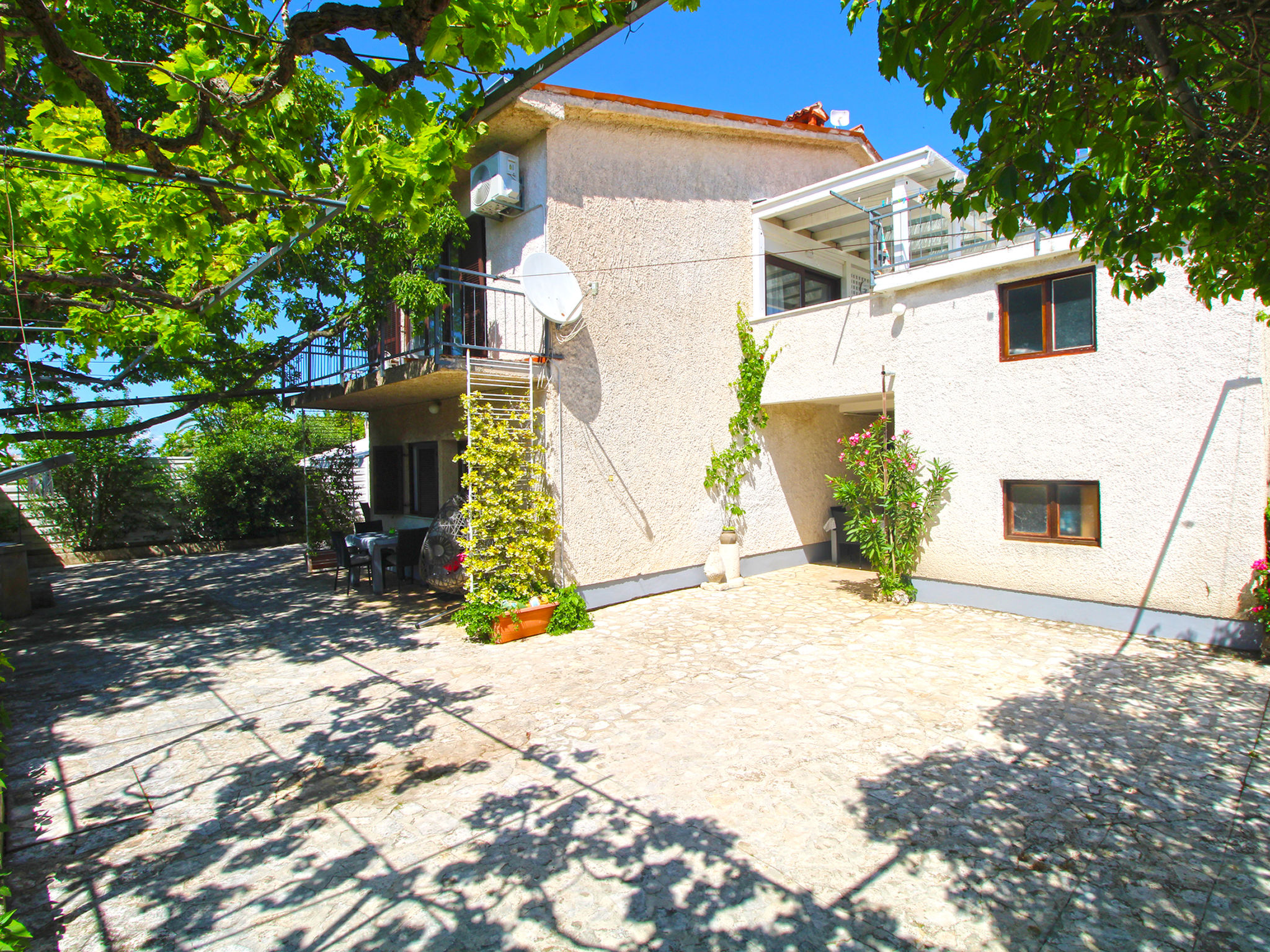 Photo of Apartment 606