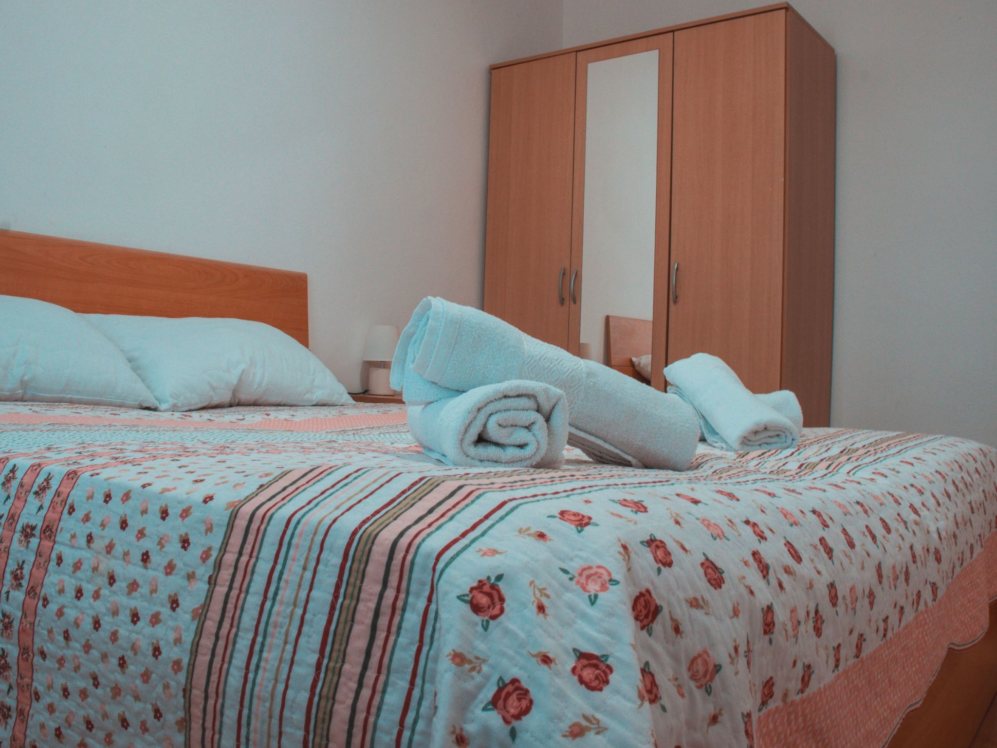 Deh 7, Dorf Štinjan-Binnen