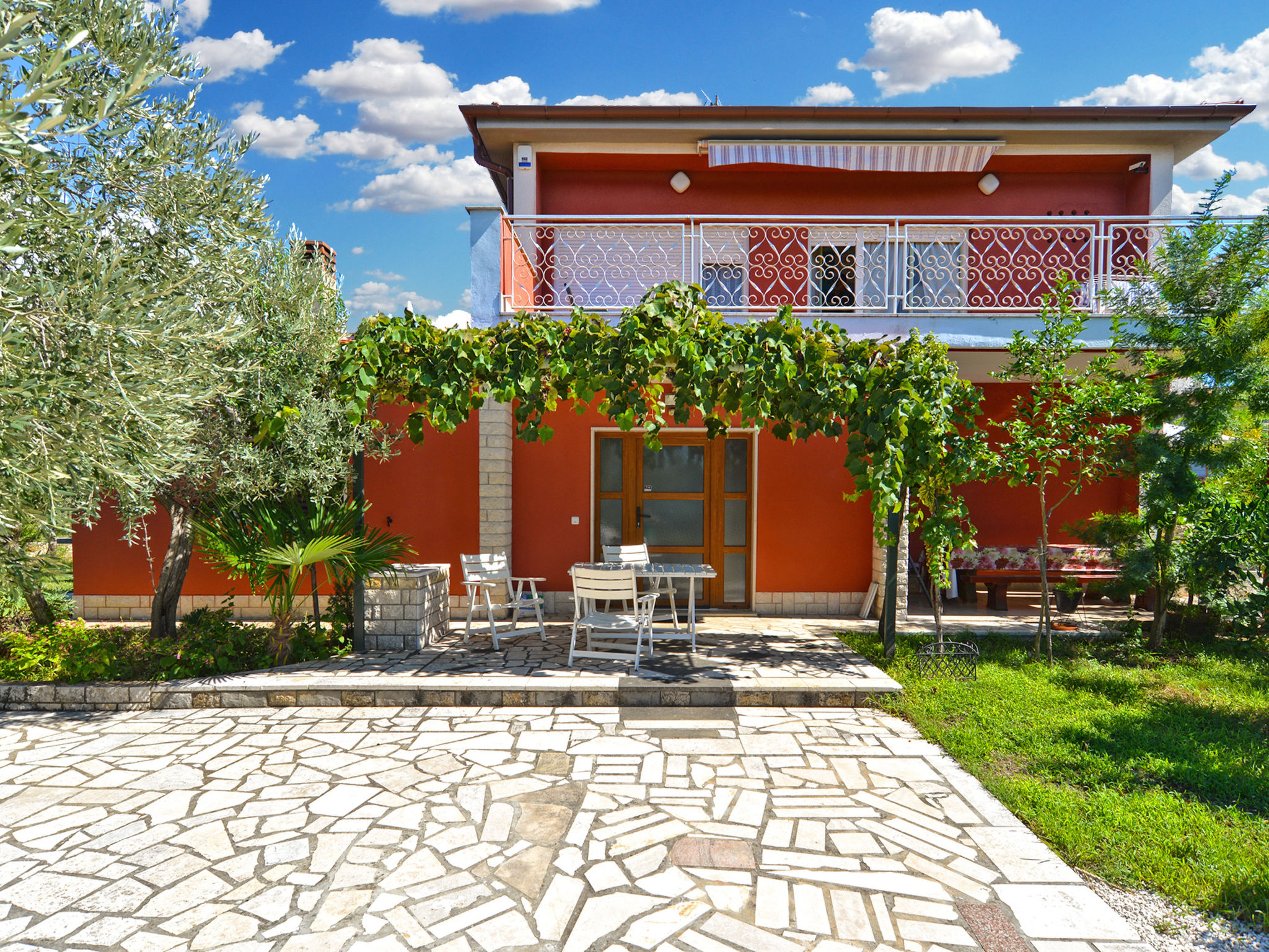 Photo of Apartment 684