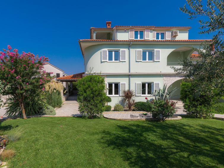 Search and Stay destination Pula, Istarska županija - Croatia from AU$ 435. Salamander