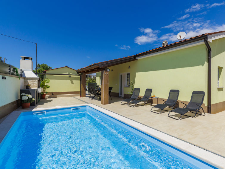 Vakantiehuis met privézwembad in Štinjan voor 4 personen in Štinjan