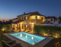 Villa Olivia: Ruim vakantiehuis met privézwembad vlakbij zee in Pula - thumbnail 3