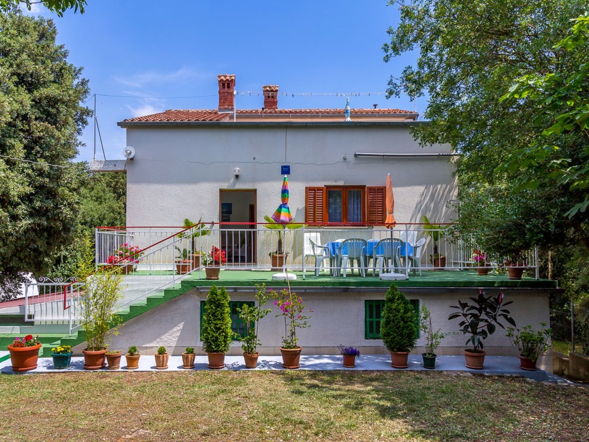 Cador Accommodation in Banjole