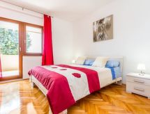 Casa Racchi: Vrijstaand vakantiehuis op 450m van zee in Pula - thumbnail 5