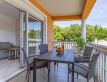 Apartment Rok 5
