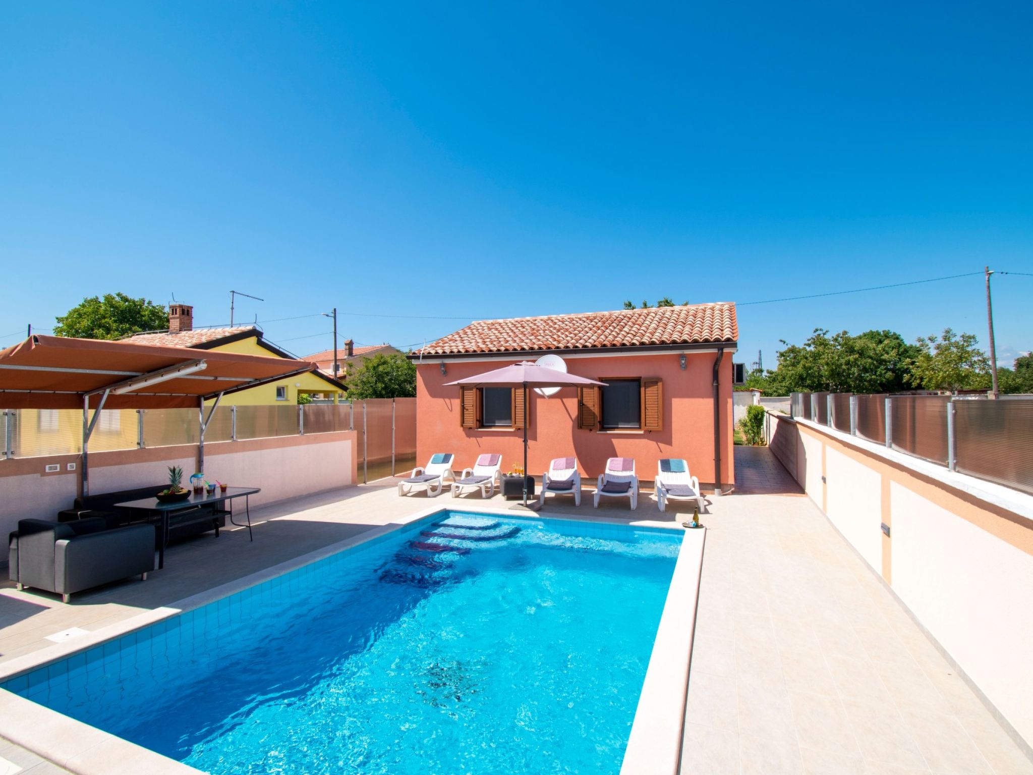 Photo of House Loborika