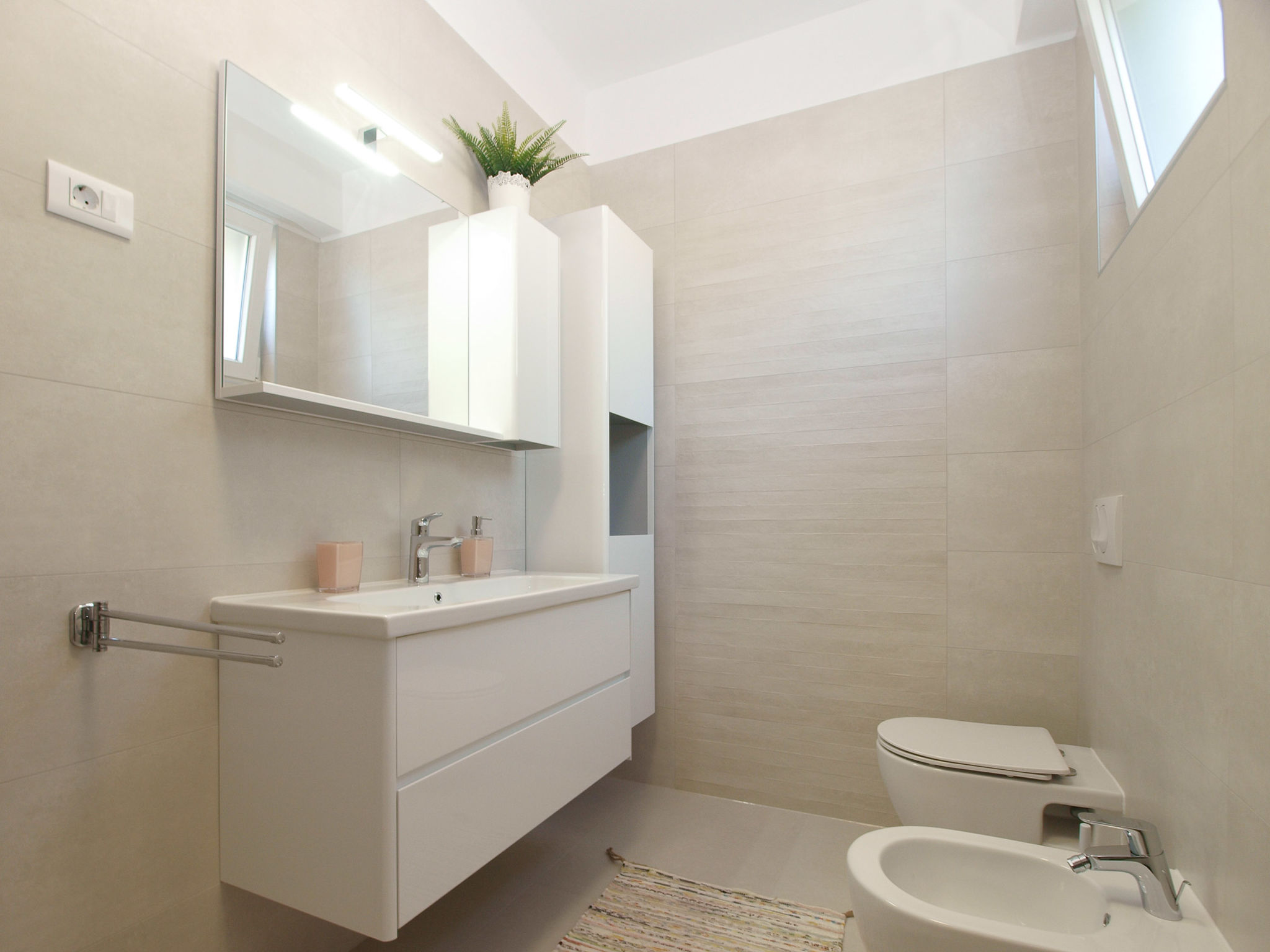 Apartment 1707 - Inside