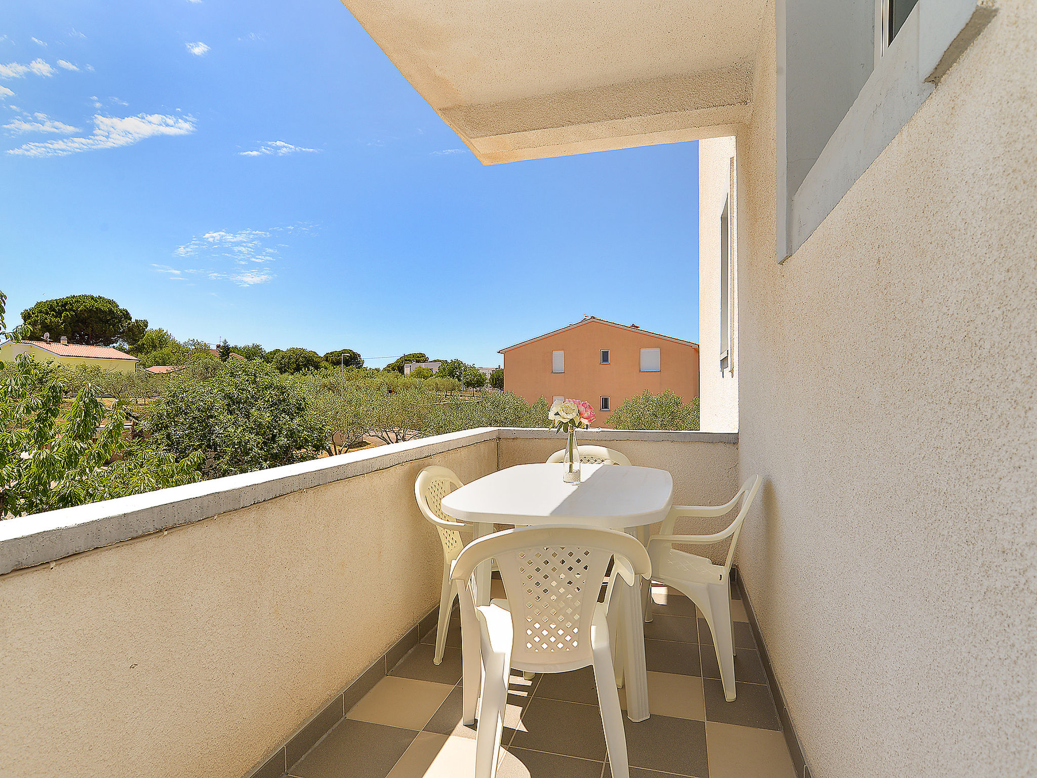 Apartment 2071 - Outside