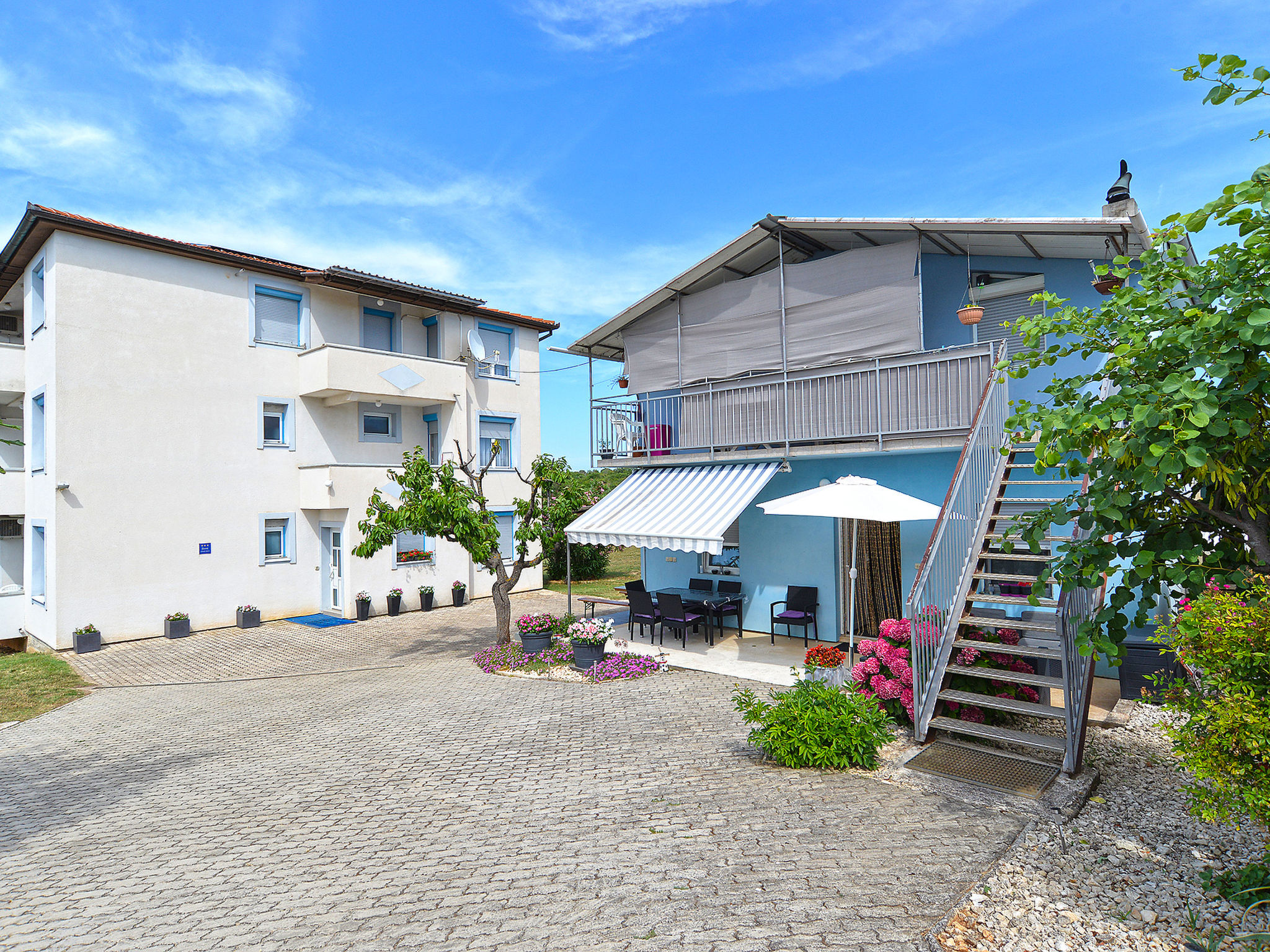 Apartment 2071 - Outside