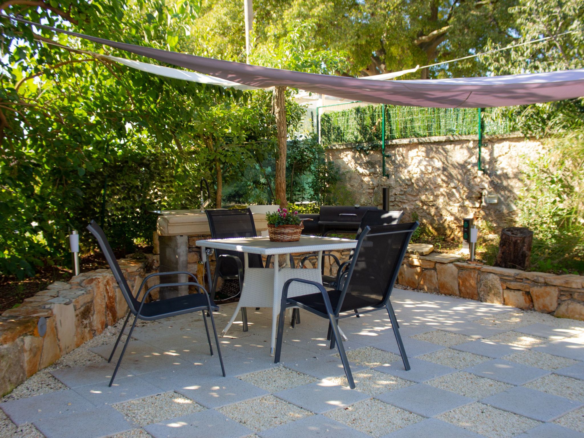 "Eti and Mia" mit Pool-Inside