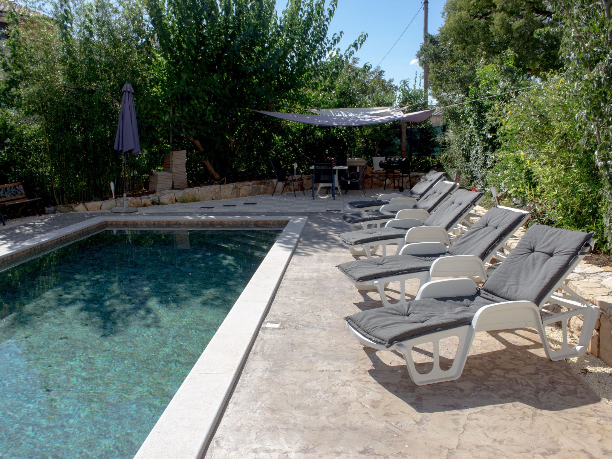 "Eti and Mia" mit Pool-Inside