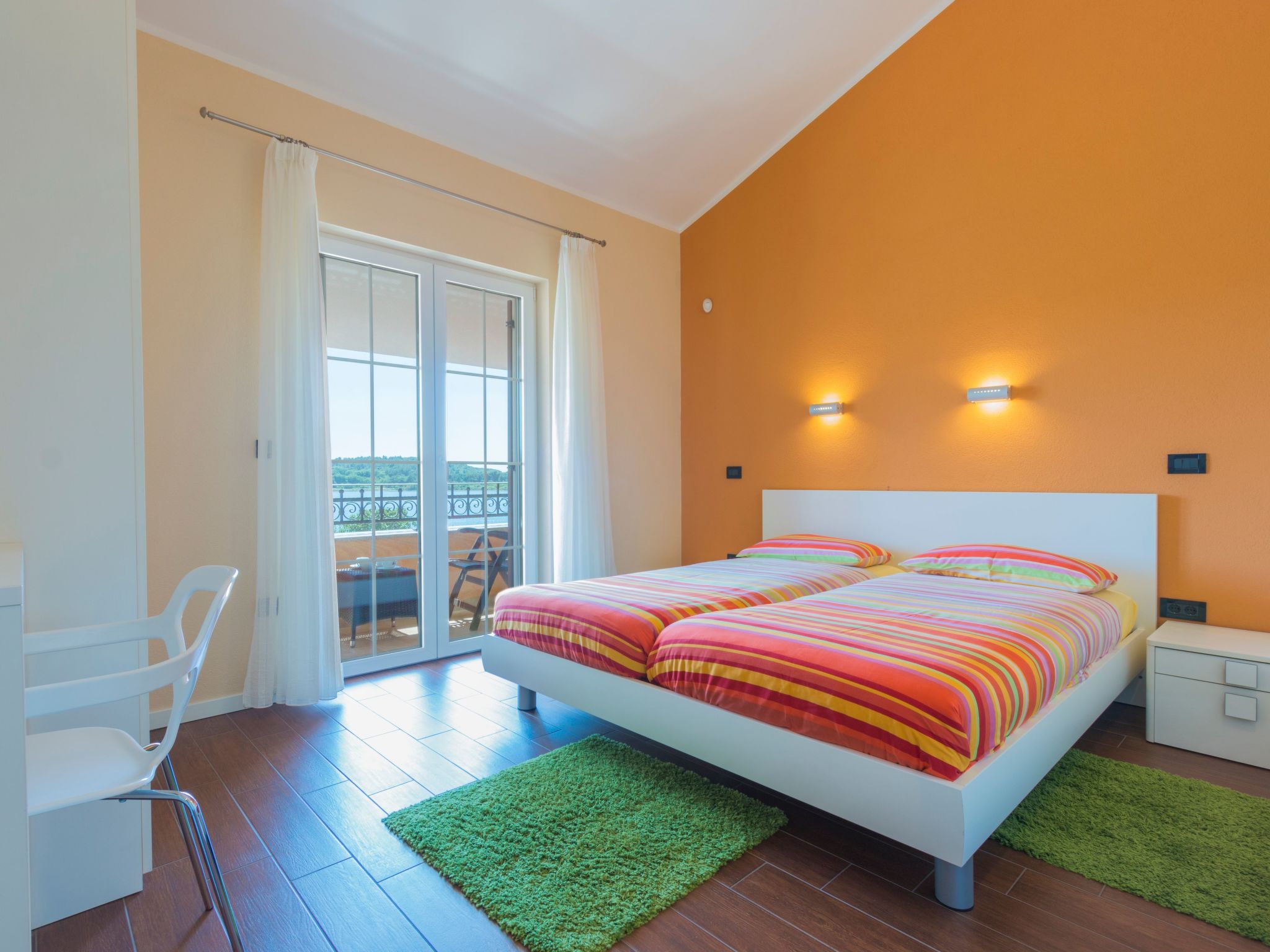 In Pomer mit privatem beheizten Pool und Meerblick-Image-tags.info