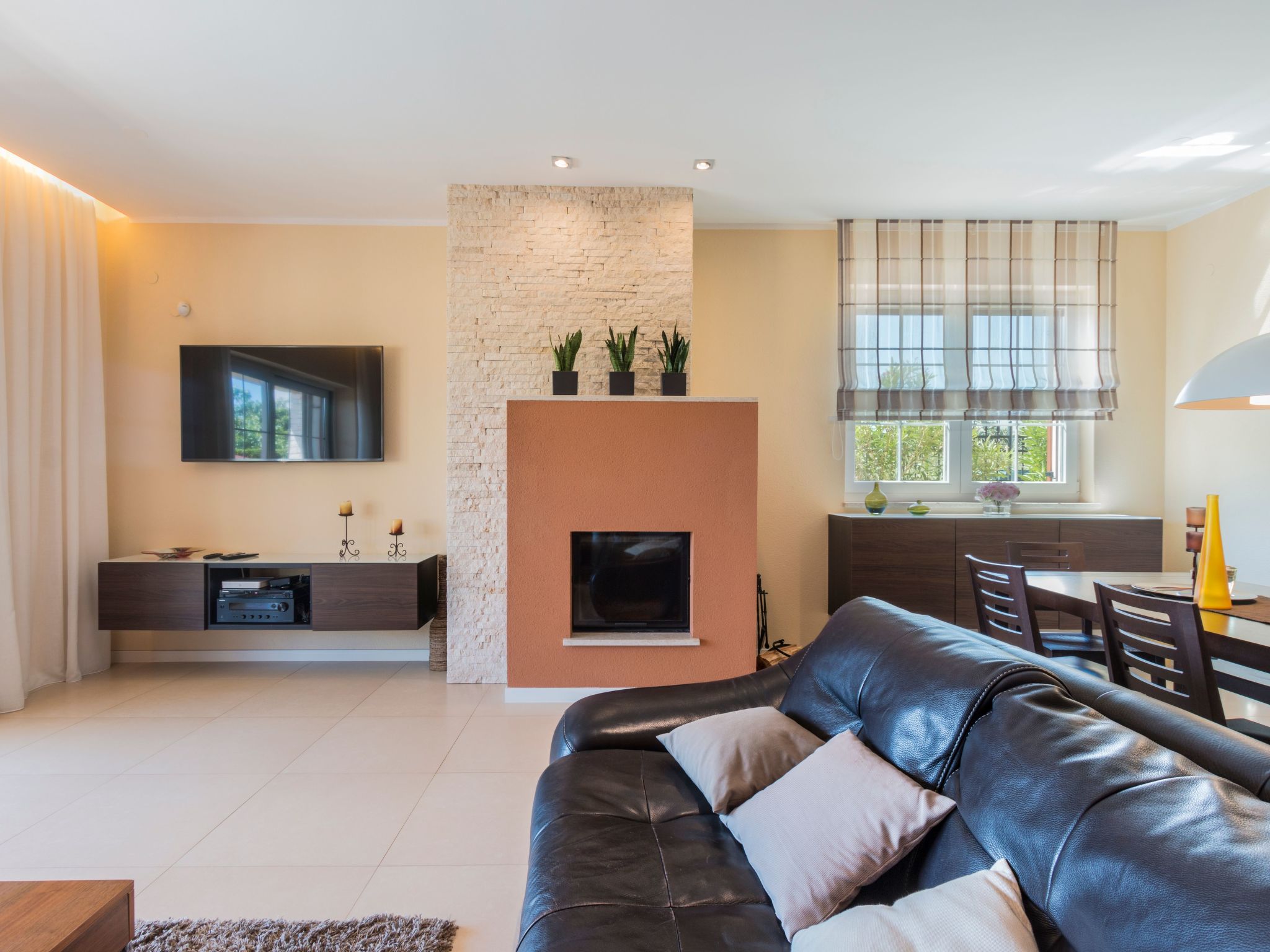 In Pomer mit privatem beheizten Pool und Meerblick-Image-tags.info