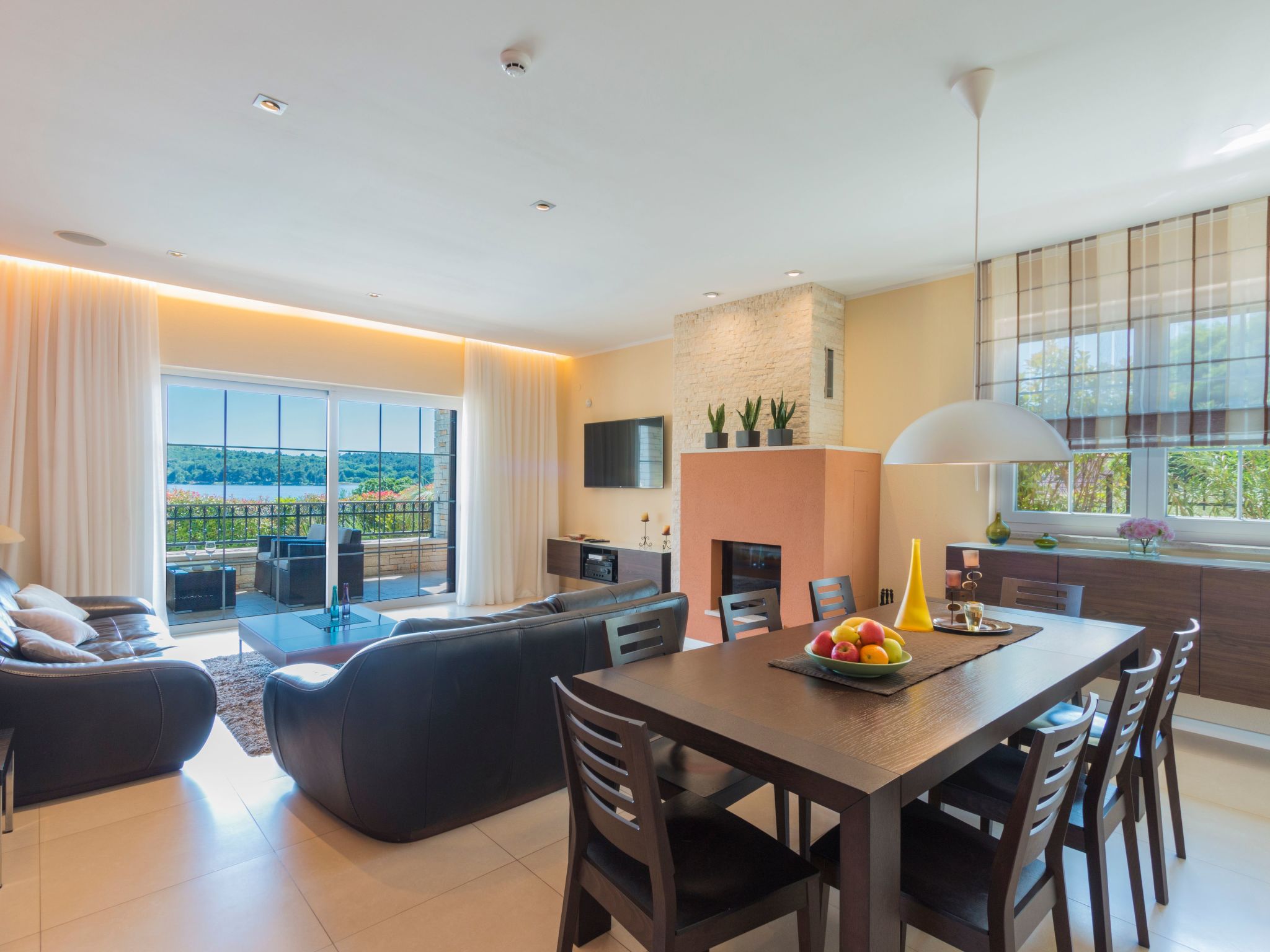 In Pomer mit privatem beheizten Pool und Meerblick-Image-tags.info