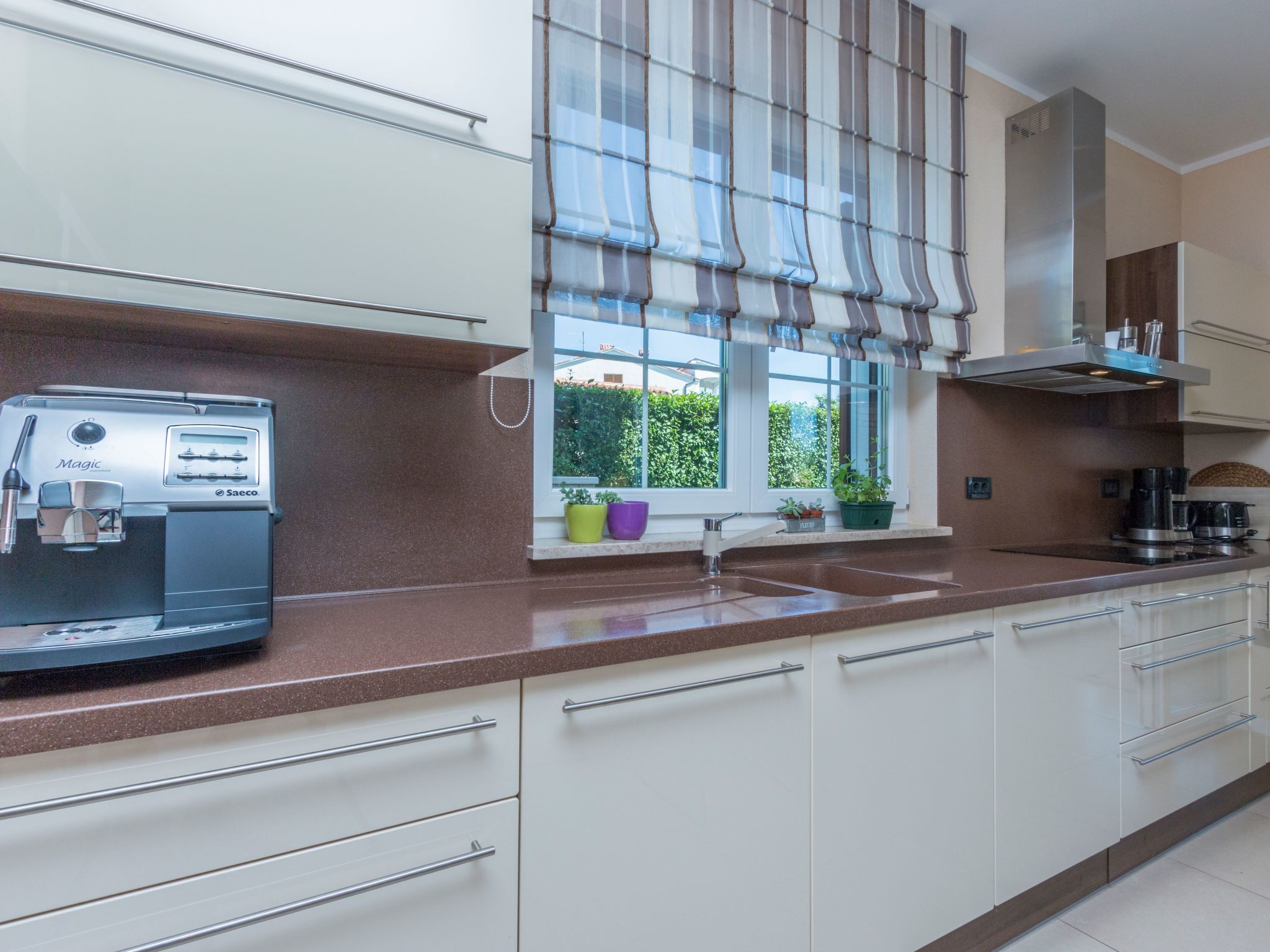 In Pomer mit privatem beheizten Pool und Meerblick-Image-tags.info