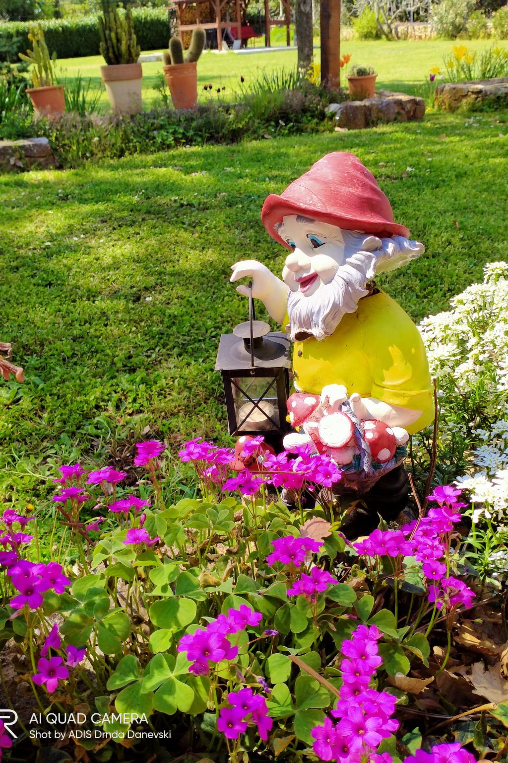 Anwesen "Nina" auf einem eingezäunten Grundstück-Dehors