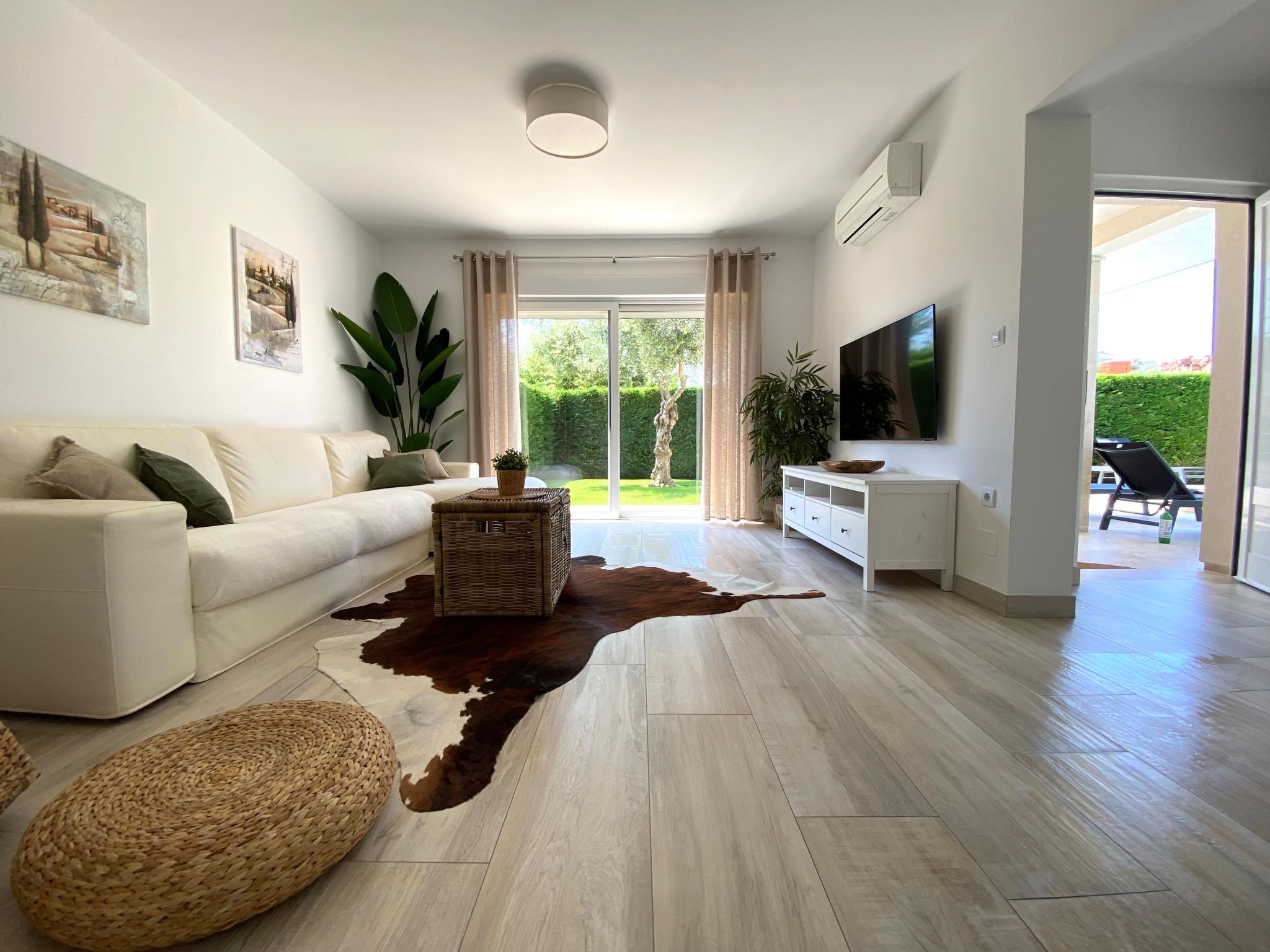 Ferienvilla "Divina" mit privatem Pool-Image-tags.info