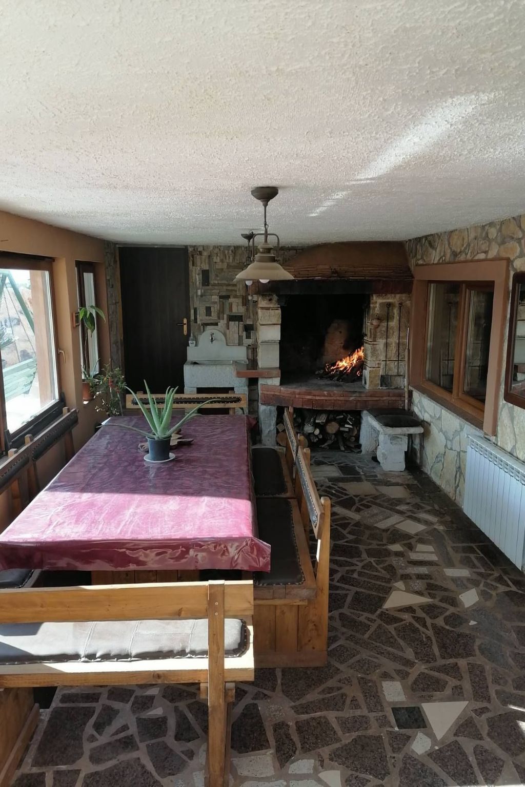 Schönes Haus in Pomer mit privatem Parkplatz-Drinnen