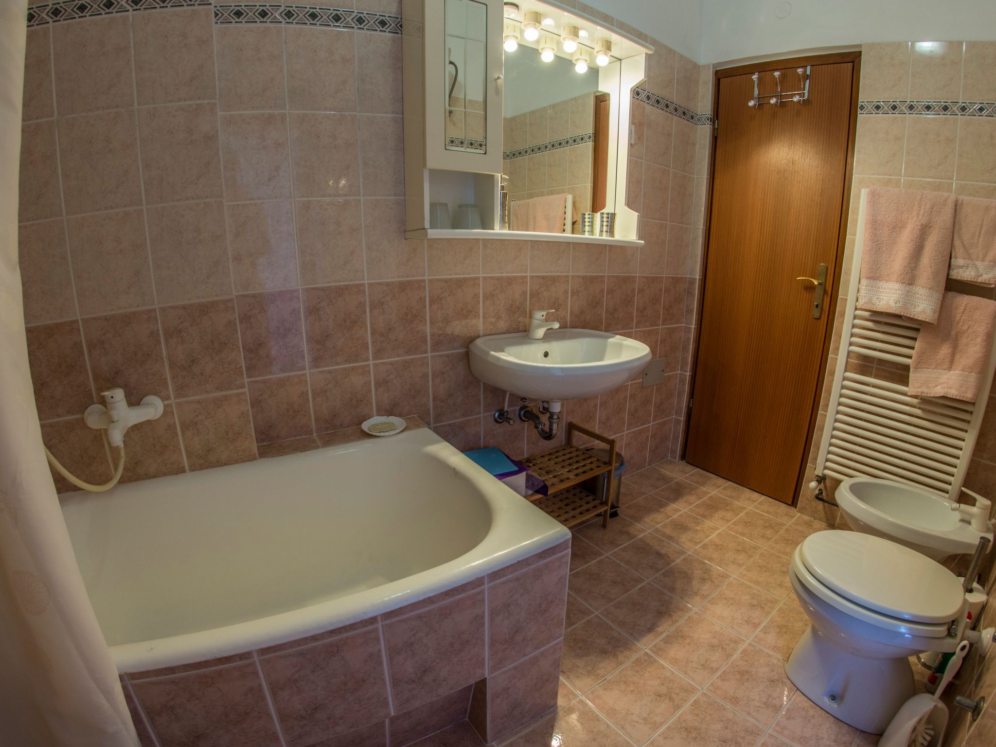 Geräumige Wohnung in der Nähe von Meer und Strand-Inside