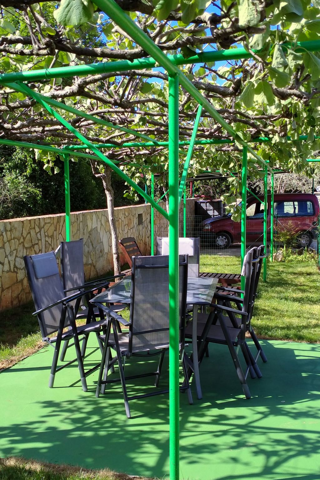 Komfortables Ferienhaus in Sisan