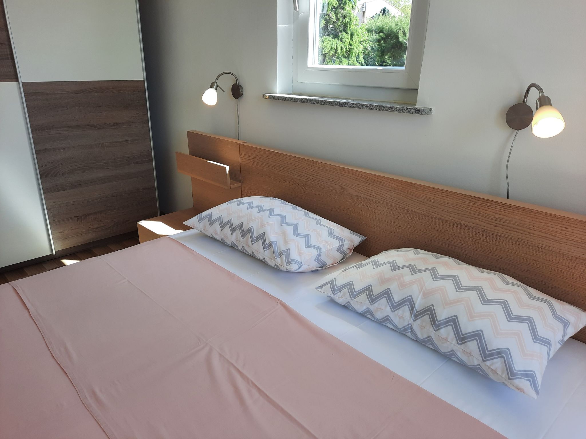 Apartment mit Balkon für zwei bis vier Personen-Drinnen