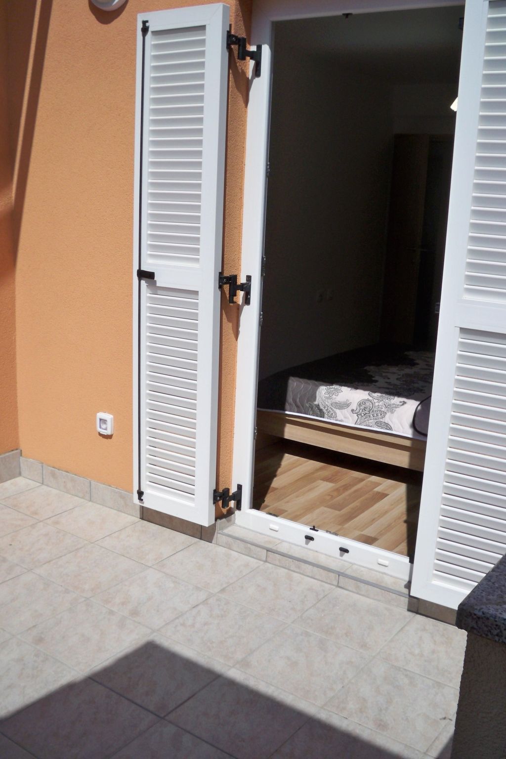 Apartment mit Balkon für zwei bis vier Personen-Drinnen