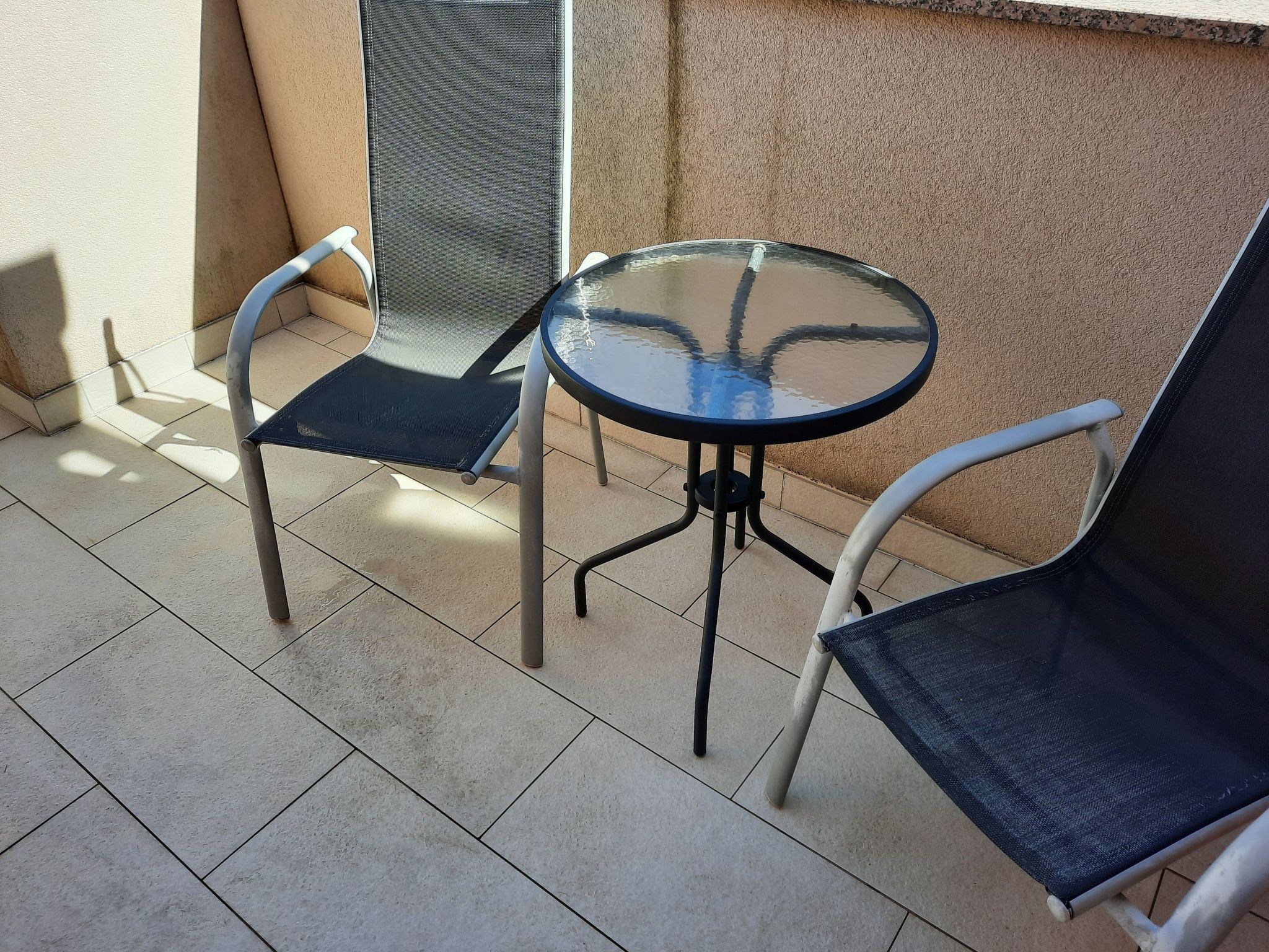 Apartment mit Balkon für zwei bis vier Personen-Drinnen