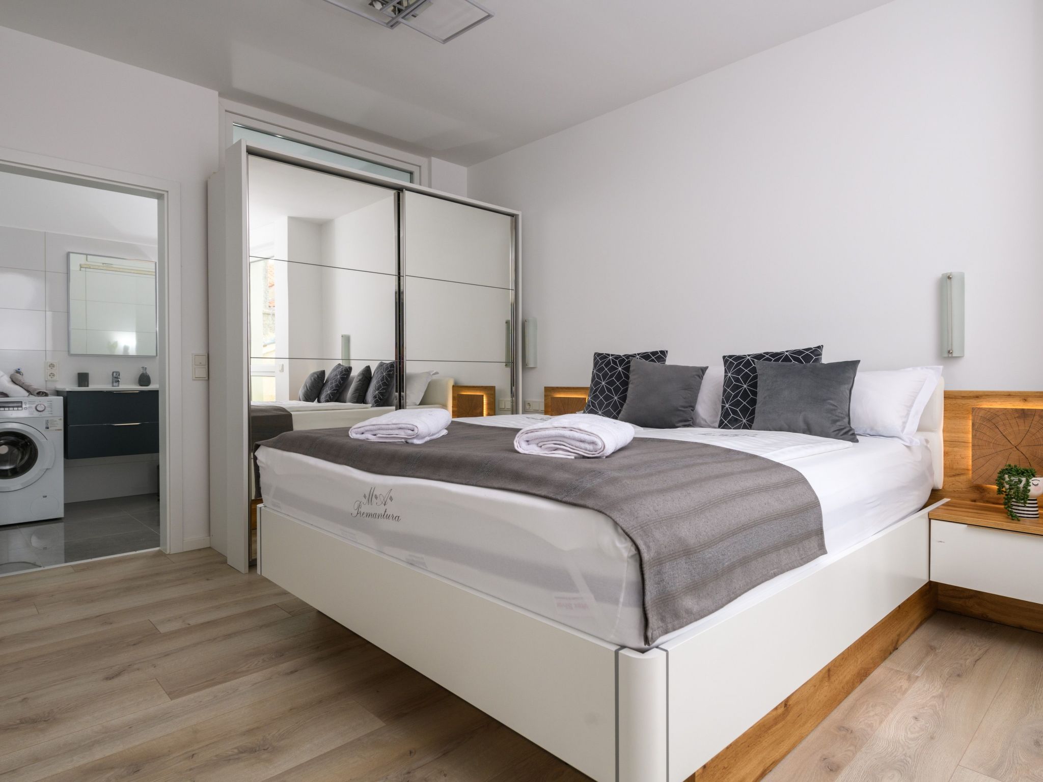 MA Premantura Luxus Apartment Nr. 2 mit Meerblick und Parkplatz für 2+2 Persone-Drinnen