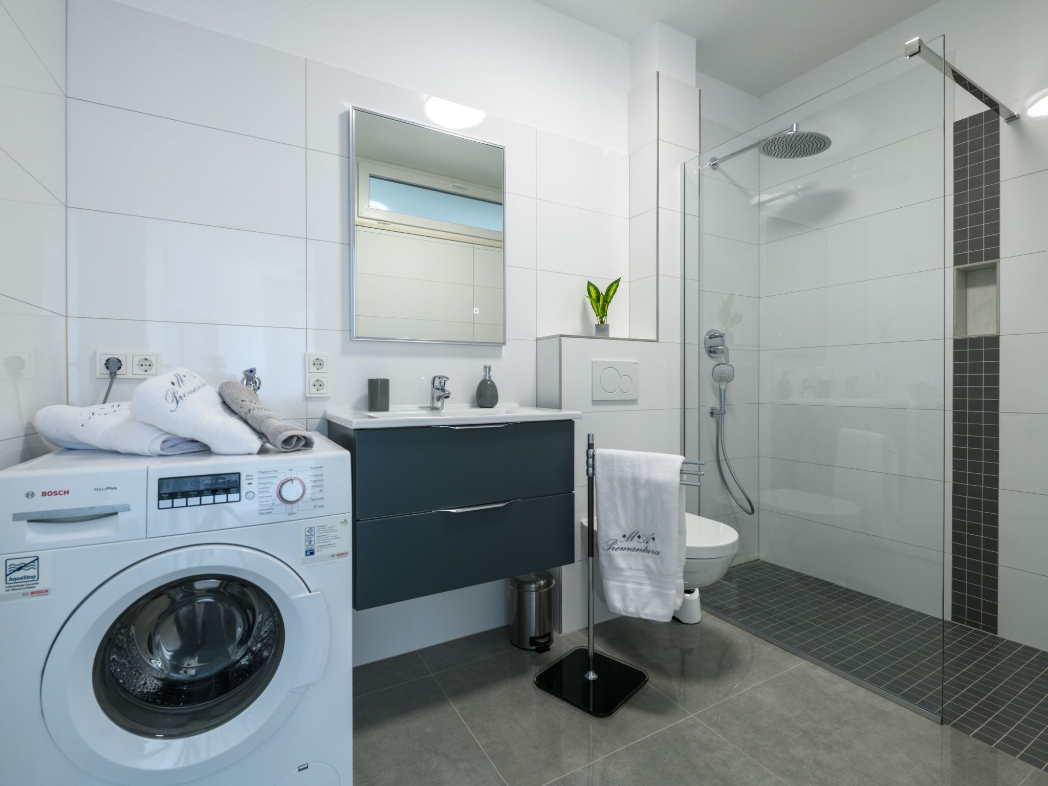 MA Premantura Luxus Apartment Nr. 2 mit Meerblick und Parkplatz für 2+2 Persone-Drinnen