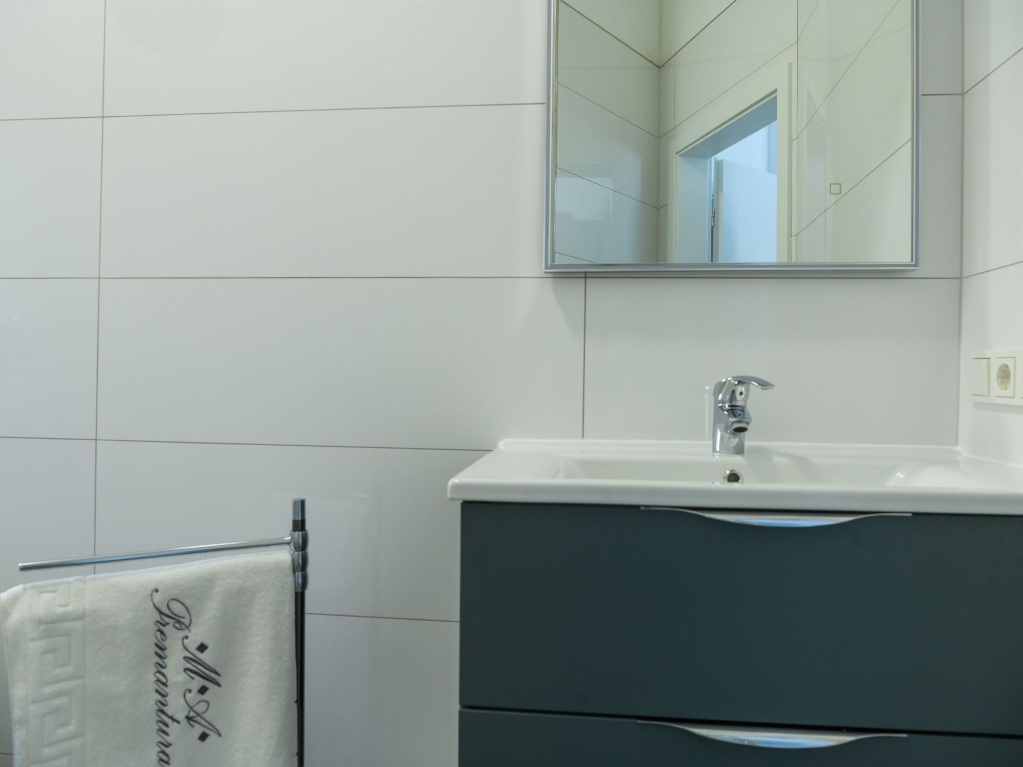 MA Premantura Luxusappartement Nr. 1 mit Terrasse und Parkplatz für 2+2 Persone-Drinnen