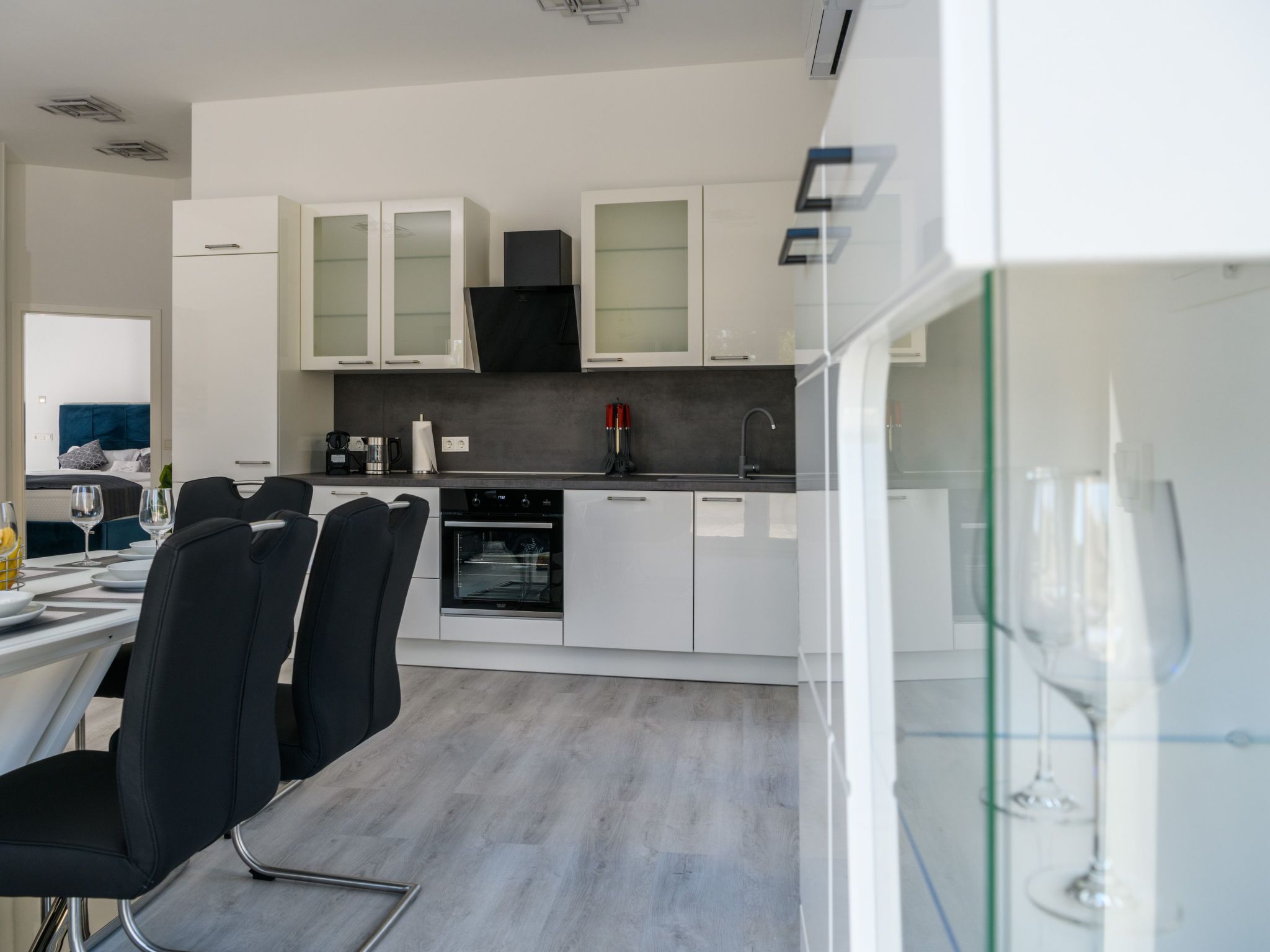 MA Premantura Luxusappartement Nr. 1 mit Terrasse und Parkplatz für 2+2 Persone-Drinnen