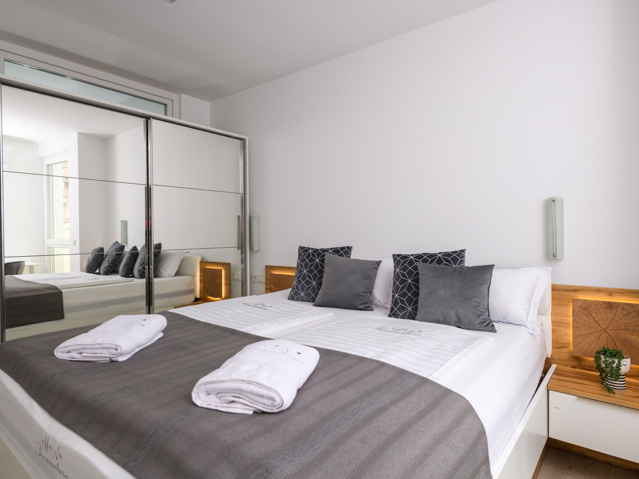 MA Premantura Luxusappartement Nr. 1 mit Terrasse und Parkplatz für 2+2 Persone-Drinnen