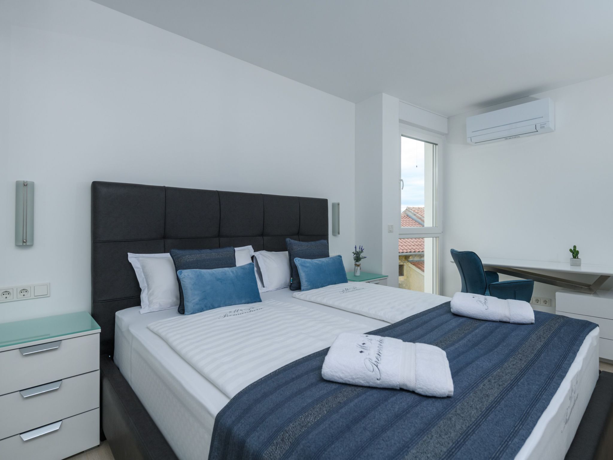 MA Premantura Luxus Apartment Nr. 3 mit Meerblick und Parkplatz für 2+2 Persone-Drinnen