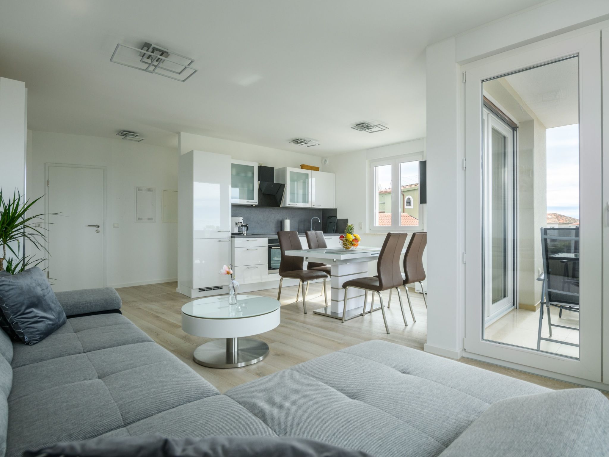 MA Premantura Luxus Apartment Nr. 3 mit Meerblick und Parkplatz für 2+2 Persone-Drinnen