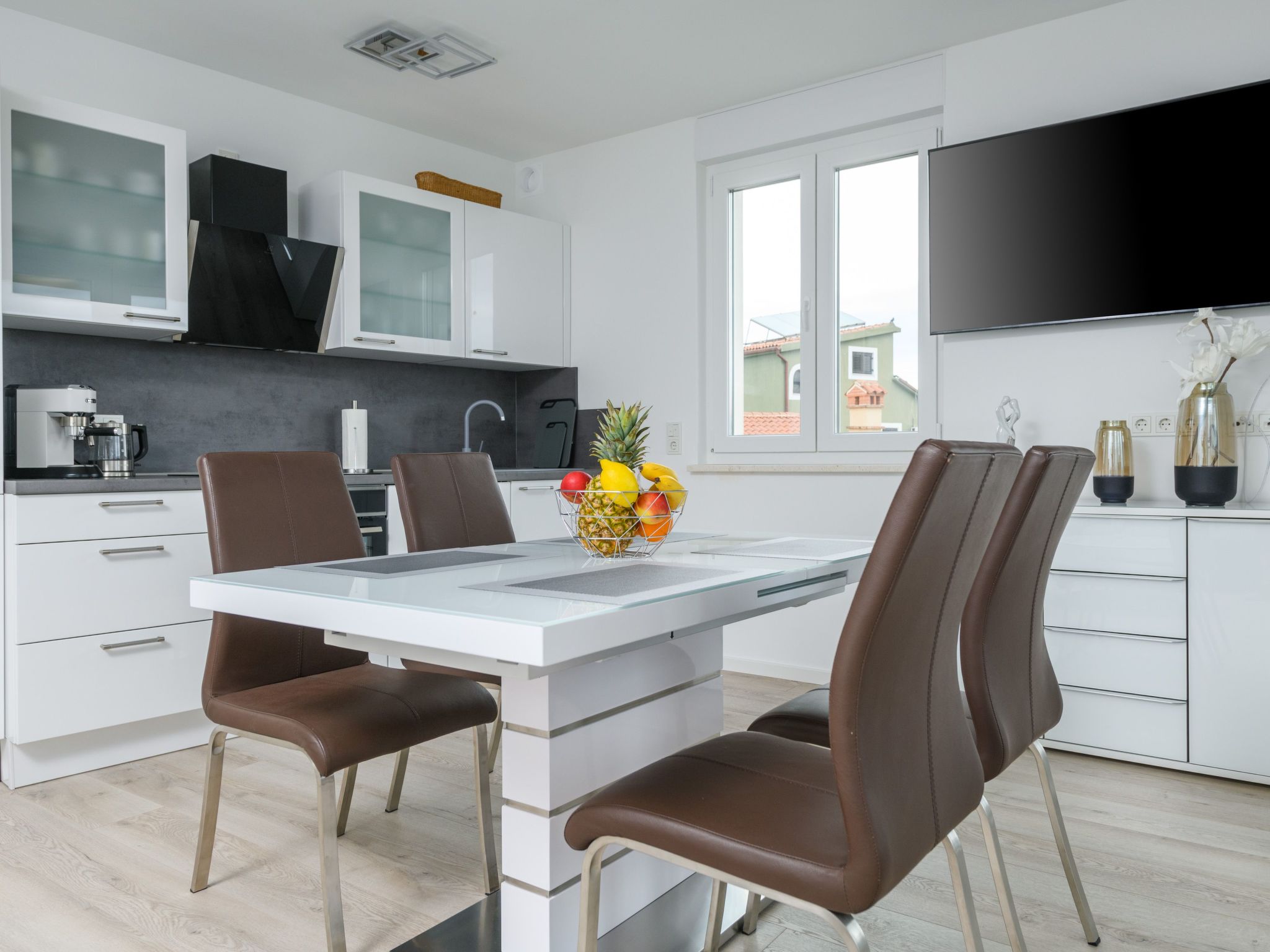 MA Premantura Luxus Apartment Nr. 3 mit Meerblick und Parkplatz für 2+2 Persone-Drinnen