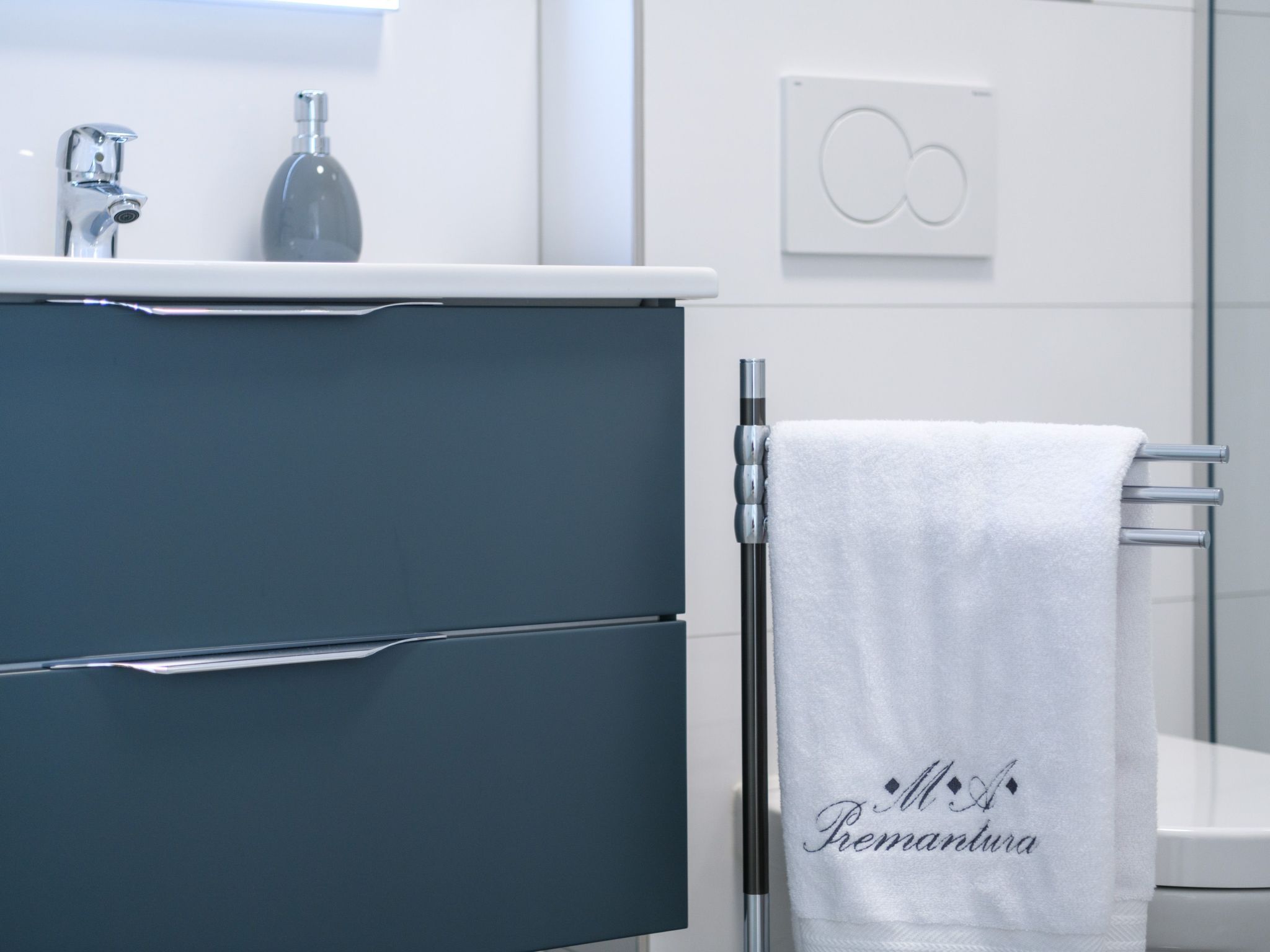 MA Premantura Luxus Apartment Nr. 3 mit Meerblick und Parkplatz für 2+2 Persone-Drinnen