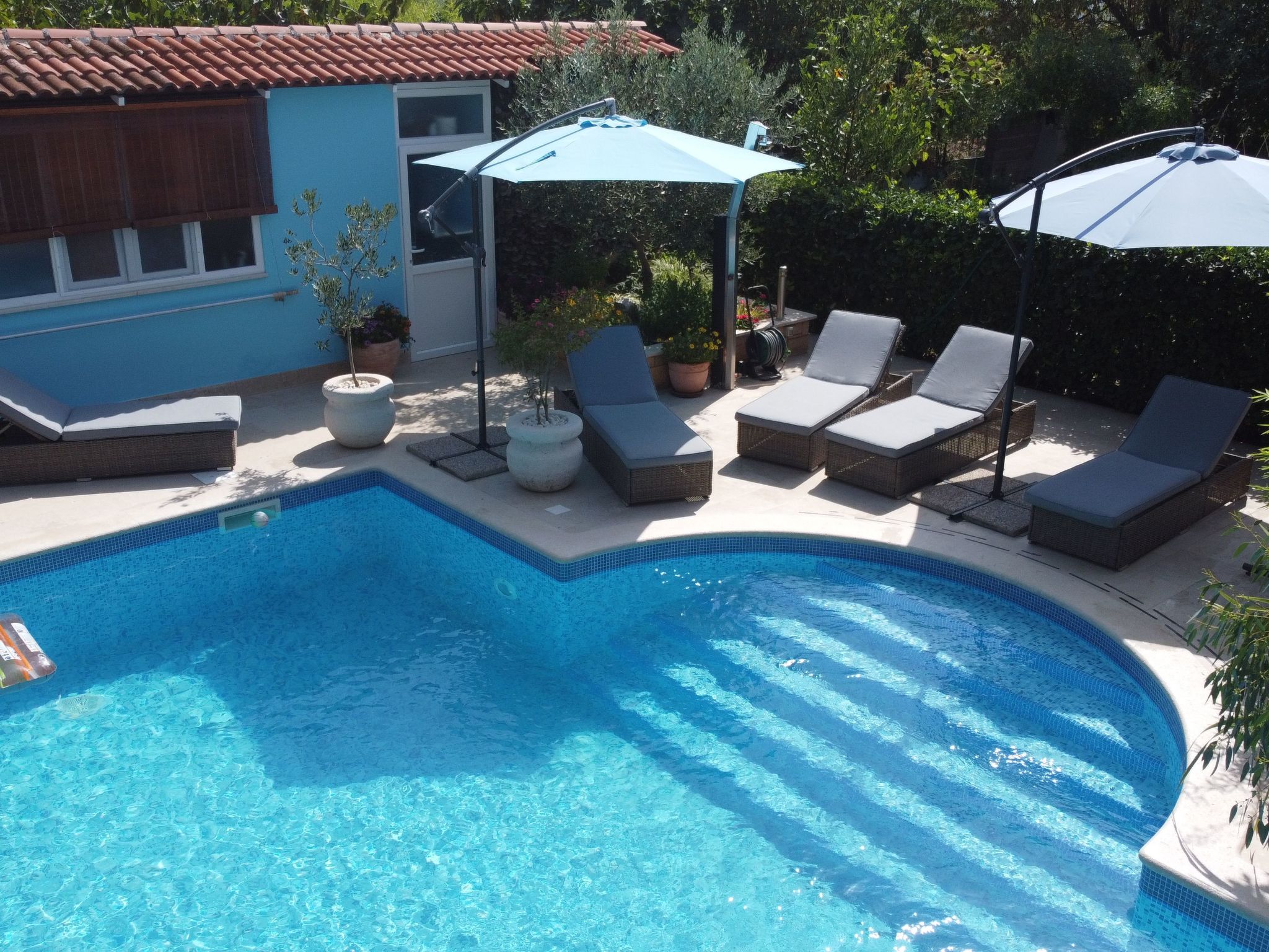 Photo of Elegantes Familienappartement mit privatem Pool