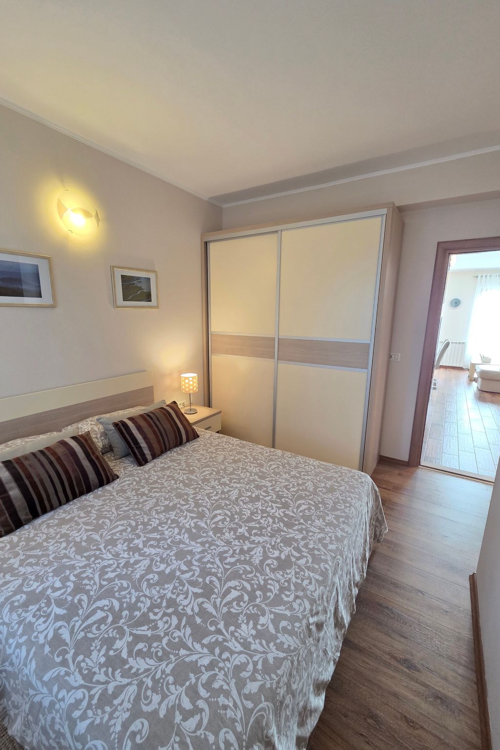 Photo of Elegantes Familienappartement mit privatem Pool