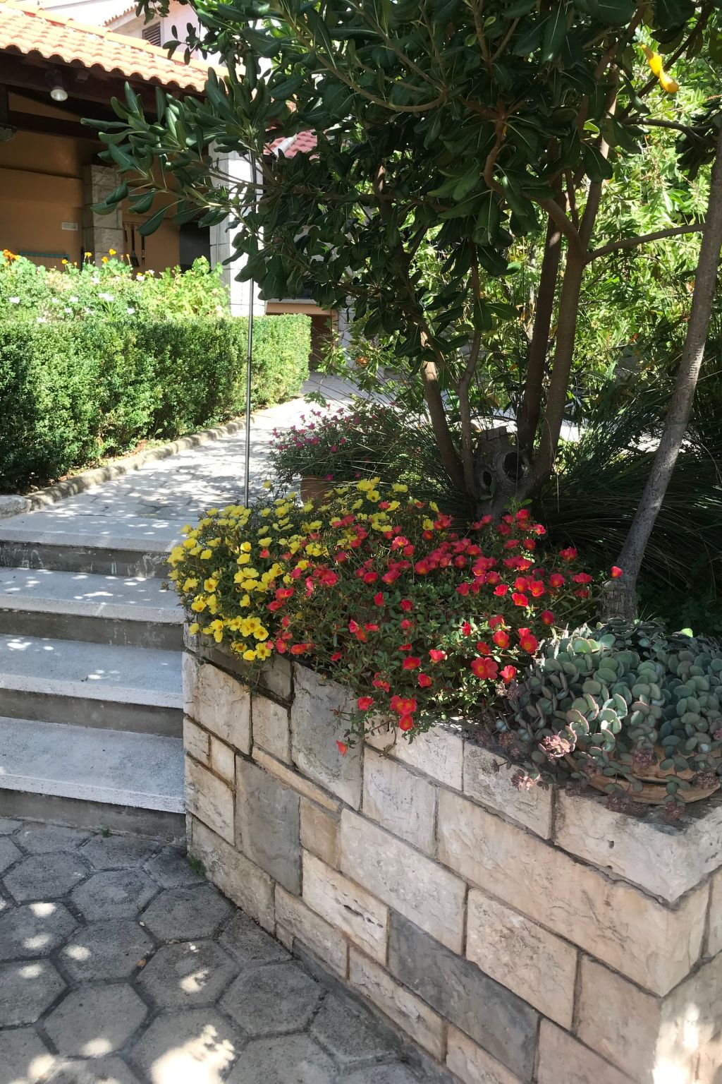 Photo of Elegantes Familienappartement mit privatem Pool